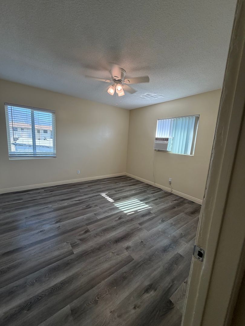 Arcadia Apartment: 616-618 S. Santa Anita Avenue