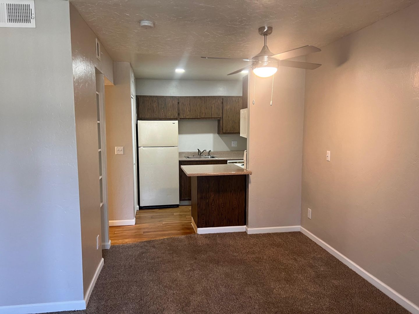 Tucson Apartment: 201 N. Wilmot Road