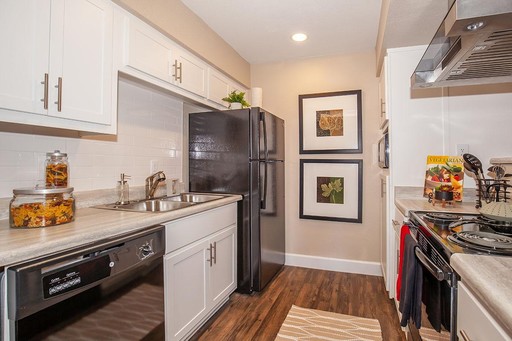 2940 E Broadway RD, 244 – photo 1