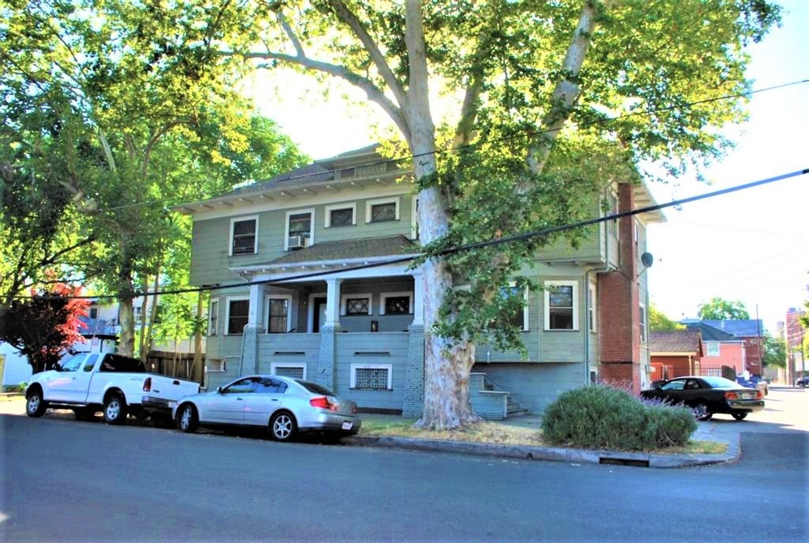 Sacramento Apartment: 1015 26th Street "A"