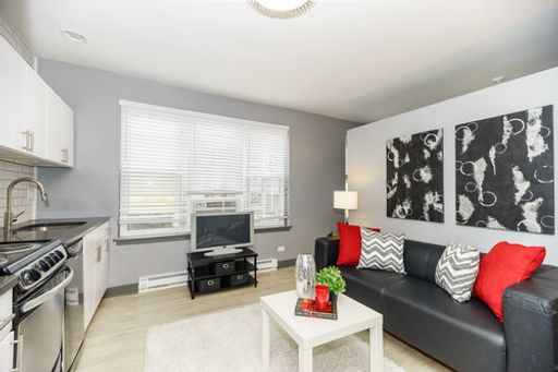 1br Uptown Rehab – photo 1