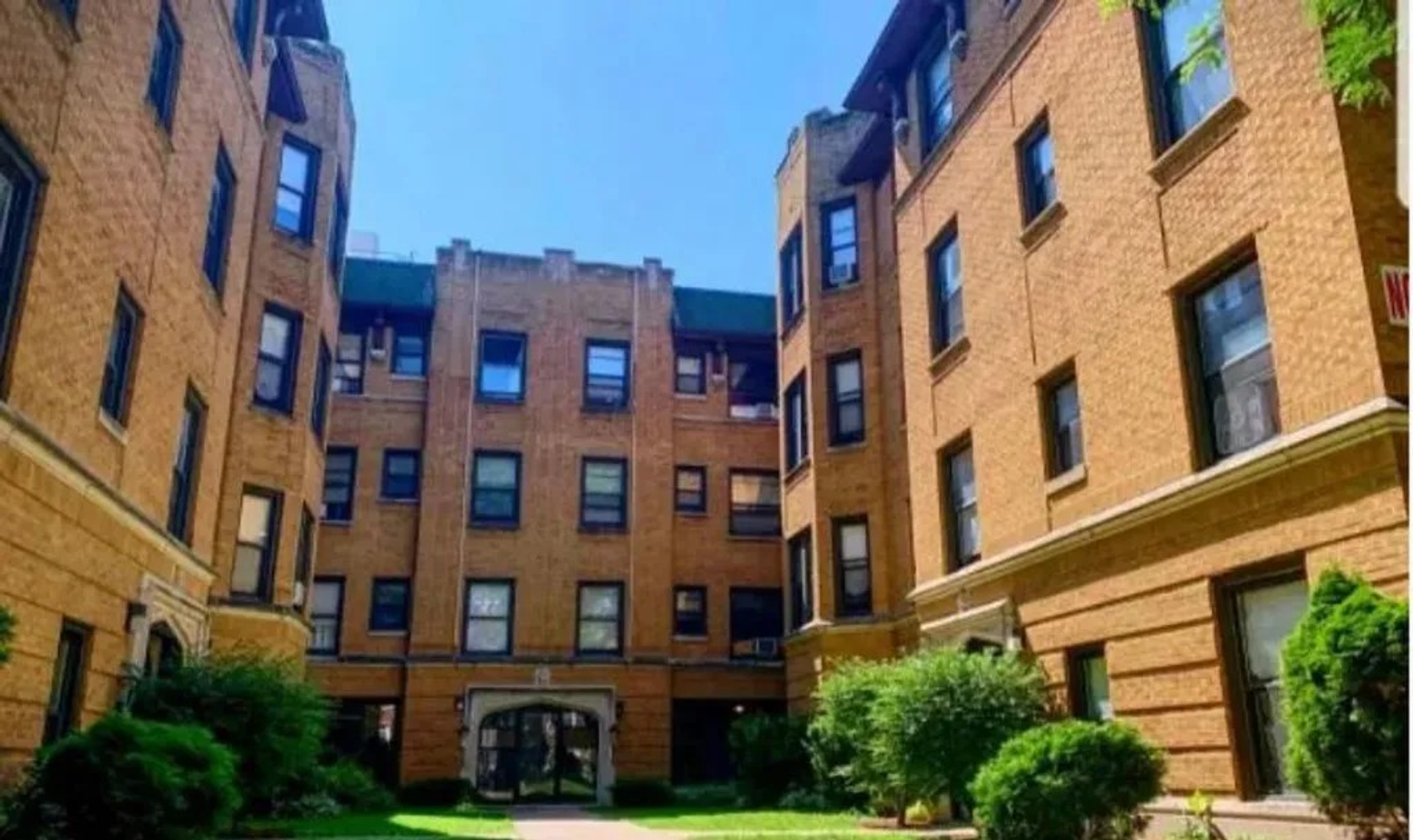 Chicago Apartment: 6724-34 S Chappel Ave.