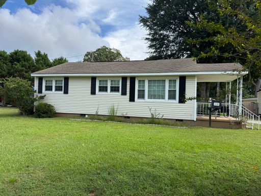 Charming 2BR/2BA Home Near Historic Downtown New Bern – photo 1