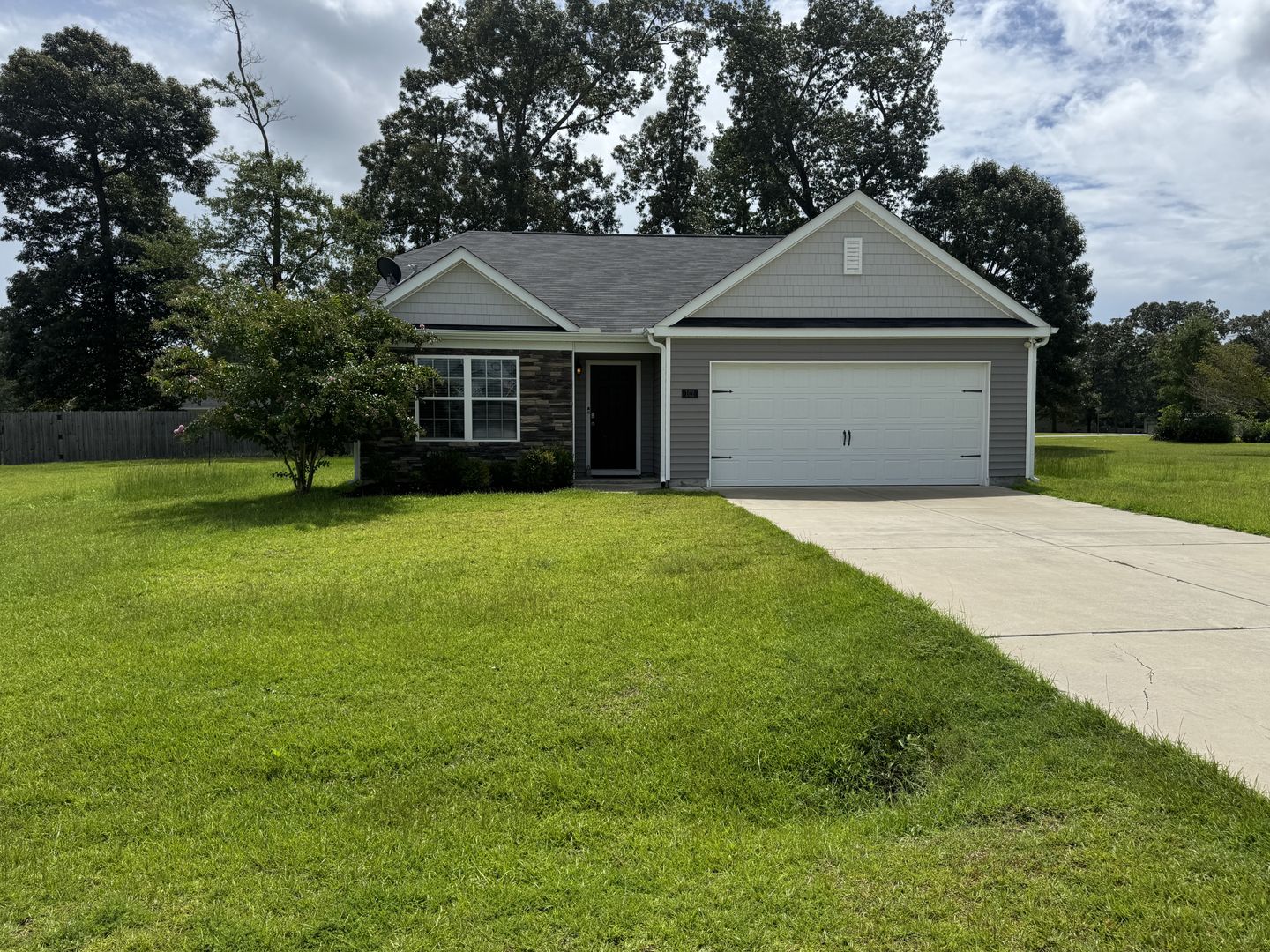 Vanceboro House: 102 Jessica Ct