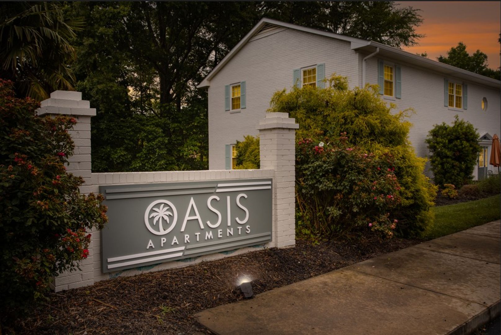 Elon Apartment: 709 East Haggard Ave.