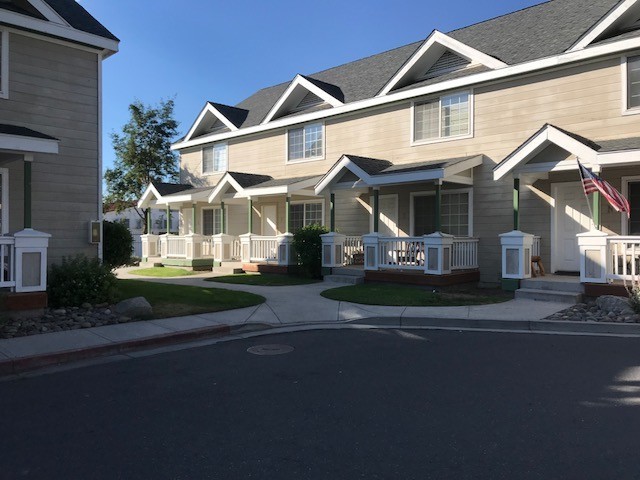 Gardnerville Apartment: 1243 High School Street