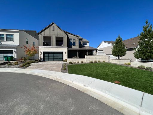 307 Marewood Court - Professionally designed home, A MUST SEE!! – photo 1