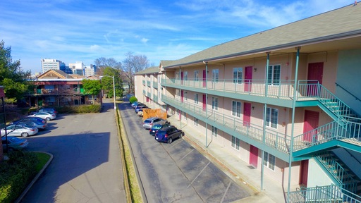 2 Bed 2 Bath Vanderbilt apartment – photo 1