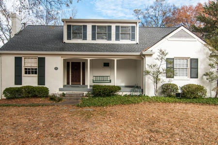 Traditional Green Hills Home – photo 1