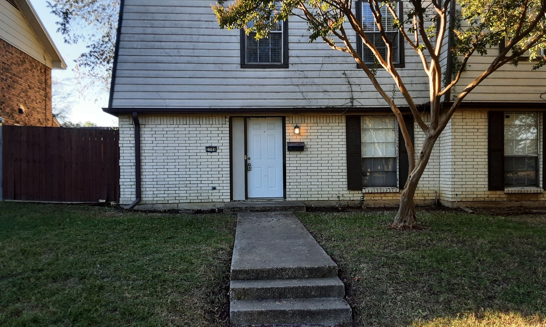 Farmers Branch Apartment: 2702-2704 Golfing Green Dr