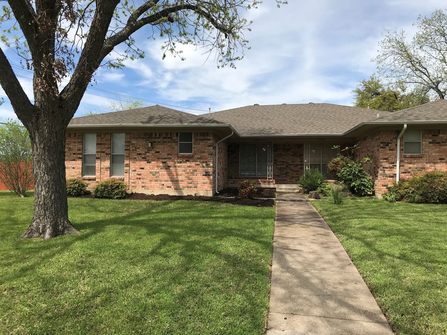 Richardson House: 401 Tiffany Trail