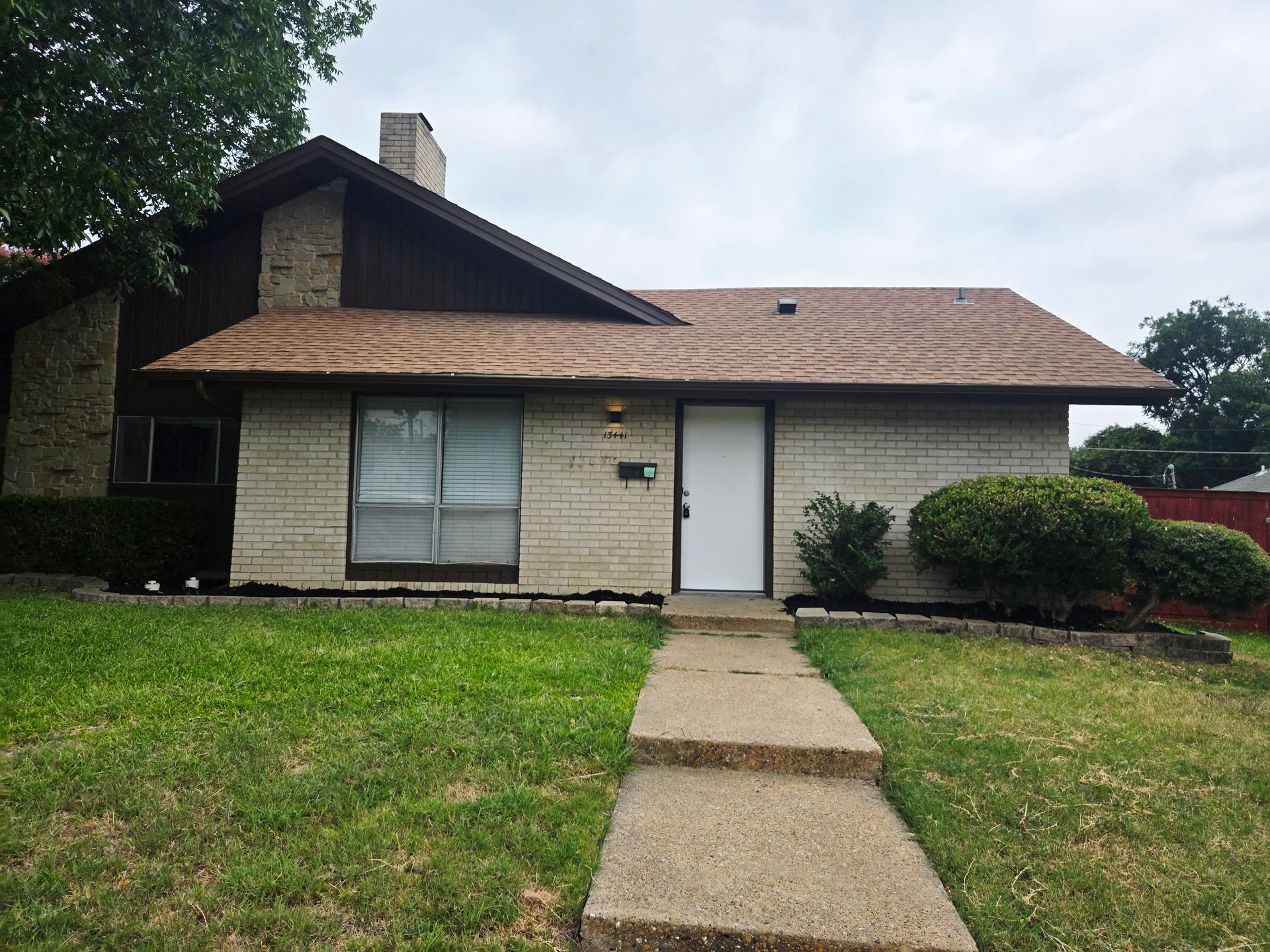 Dallas Apartment: 13439 Blossomheath