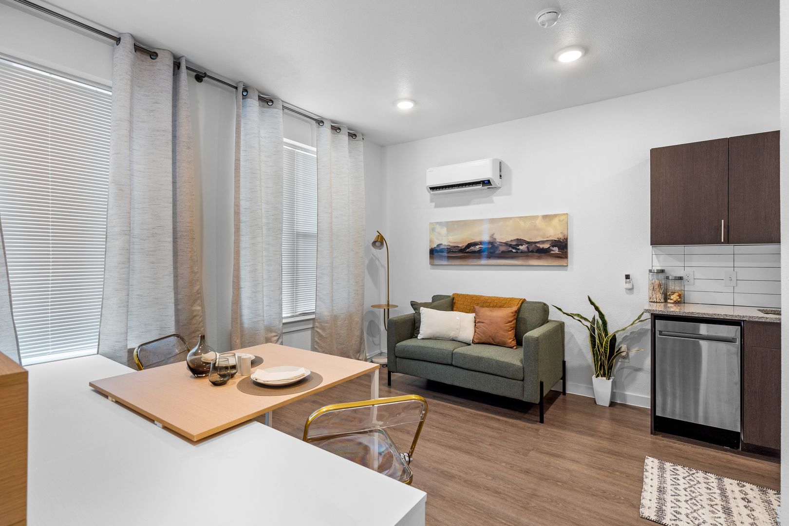 Fort Worth Apartment: 312 W Terrell