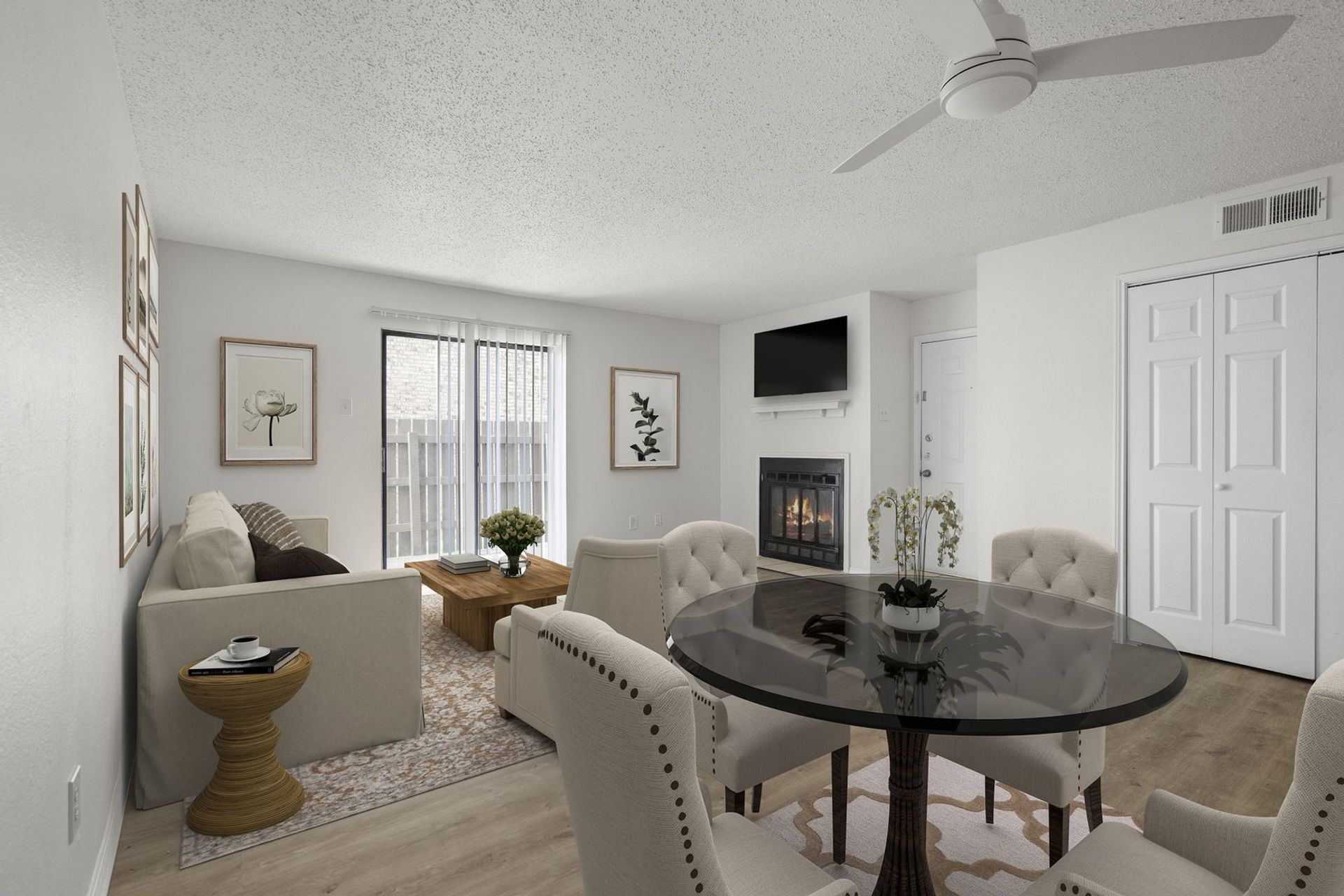 Red Oak Apartment: 200 Brothers Blvd