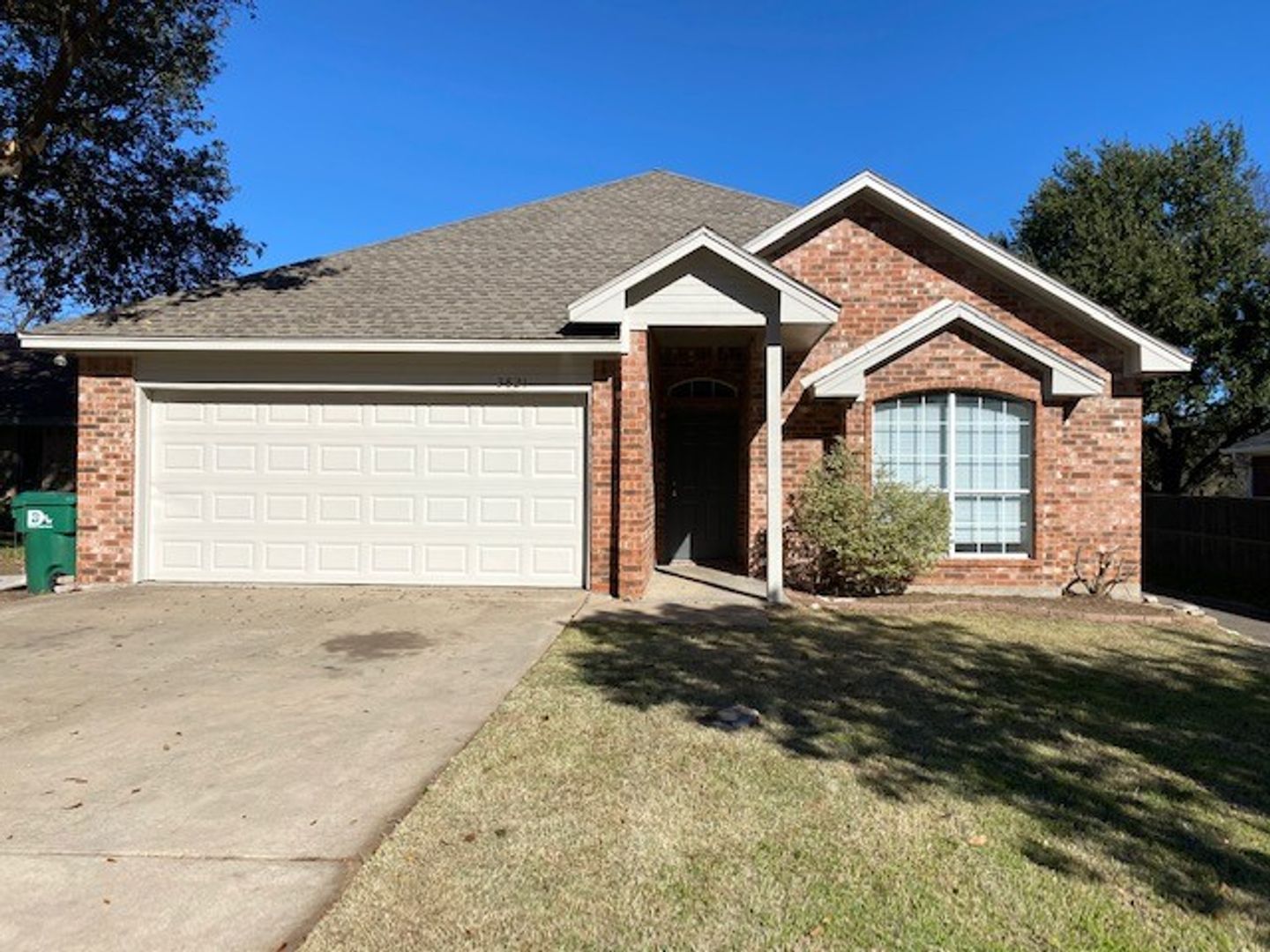 Denton House: 3821 Waterford Way