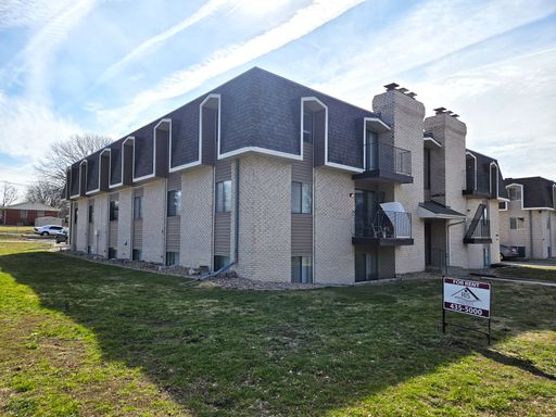 1648 North 56th Street #8 – photo 1