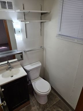 Listing photo thumbnail