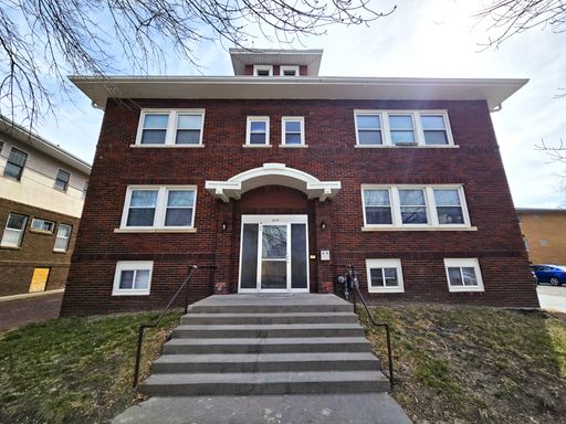 828 S. 16th St. #1, Lincoln, NE 68508