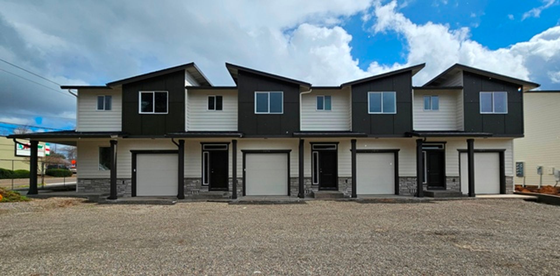 Salem Apartment: 1250 Baxter Rd. SE