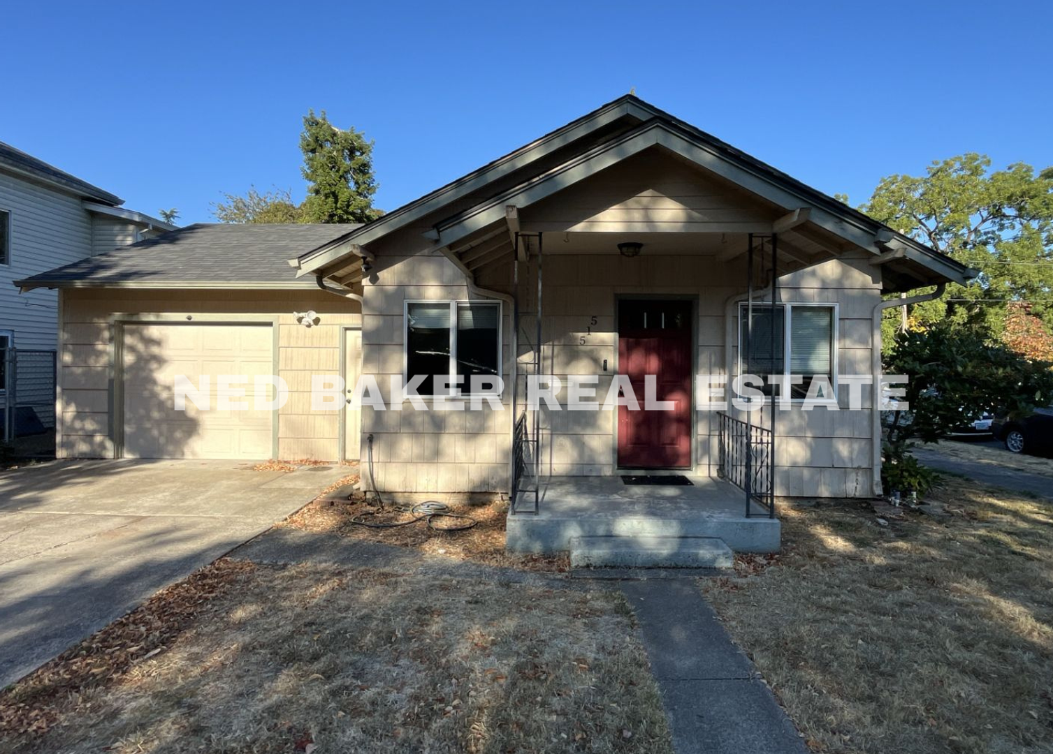 Salem House: 515 19th St SE