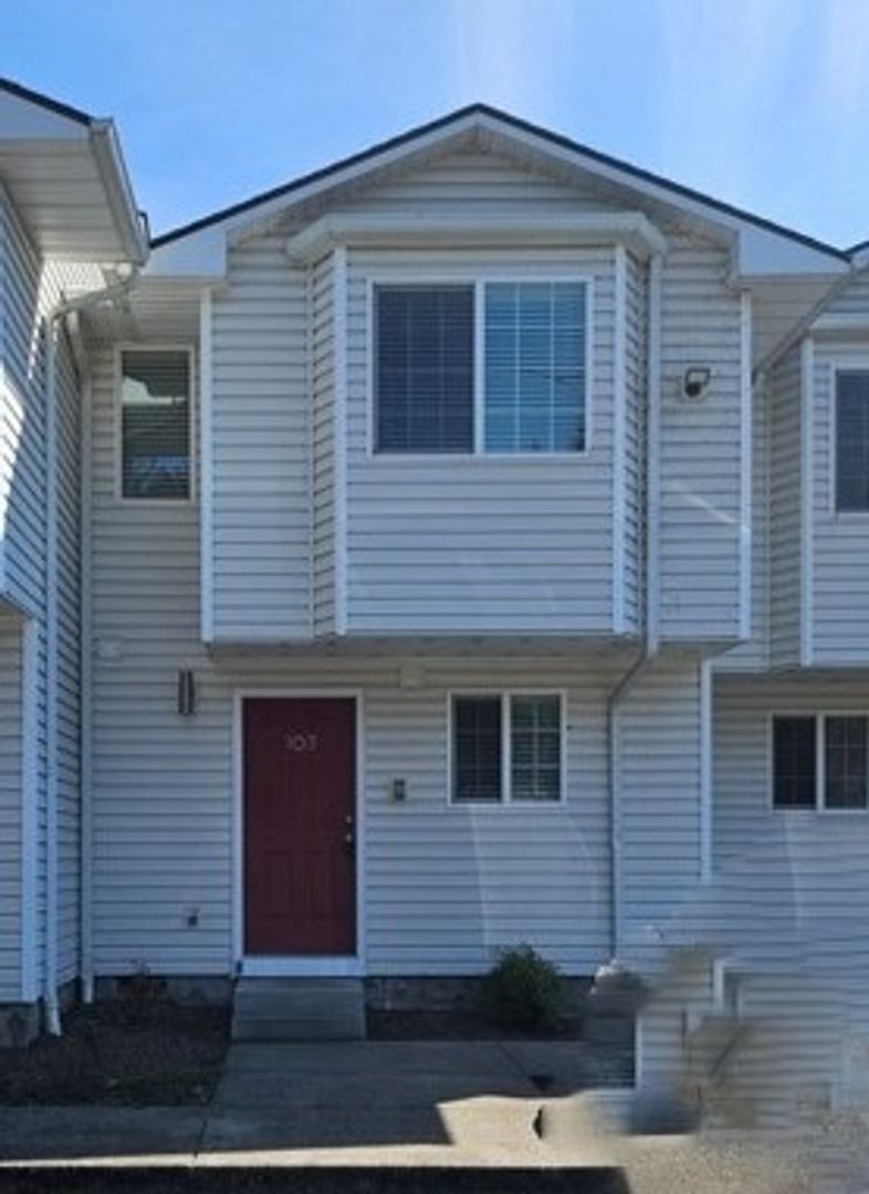 Salem Apartment: 2210 State St