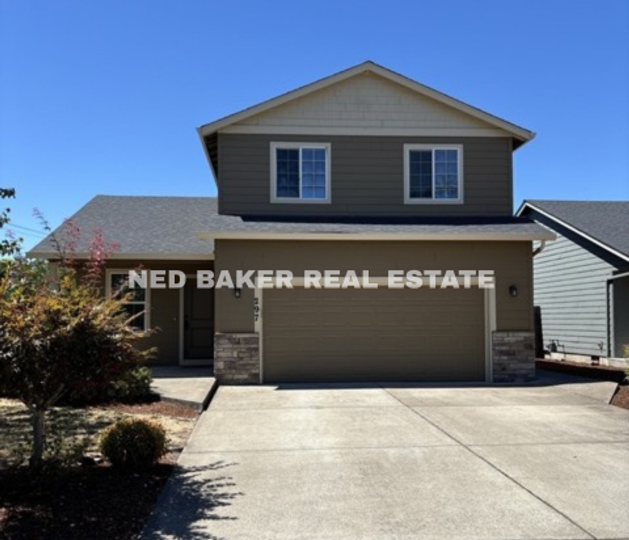 Salem House: 297 Helton Way SE