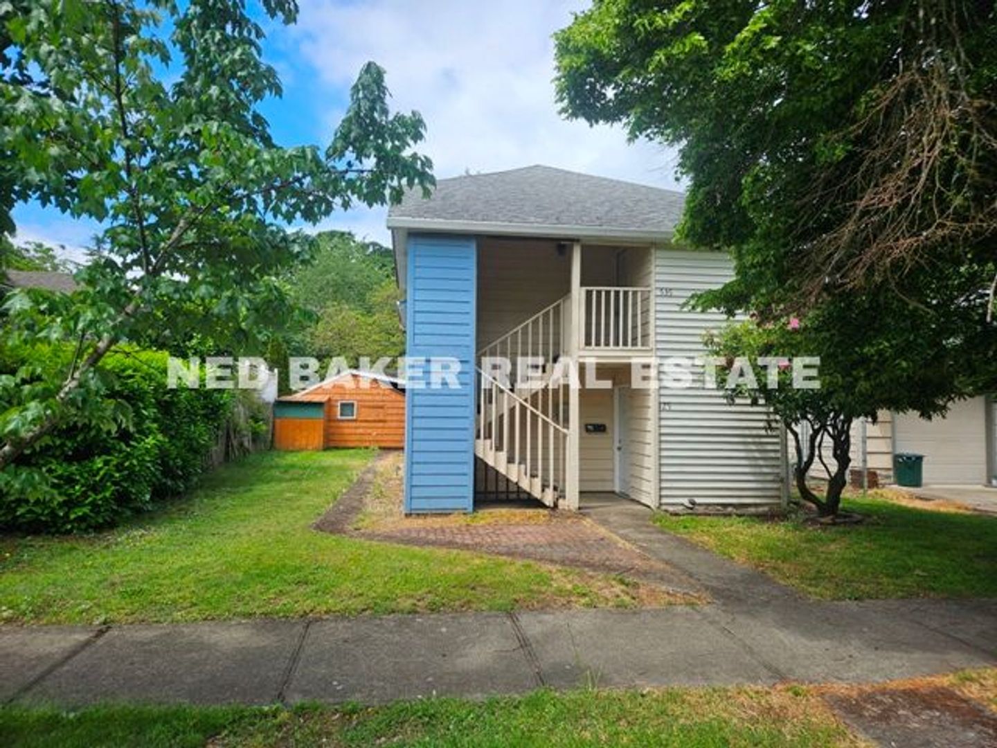 Salem Apartment: 525/535 19th St SE