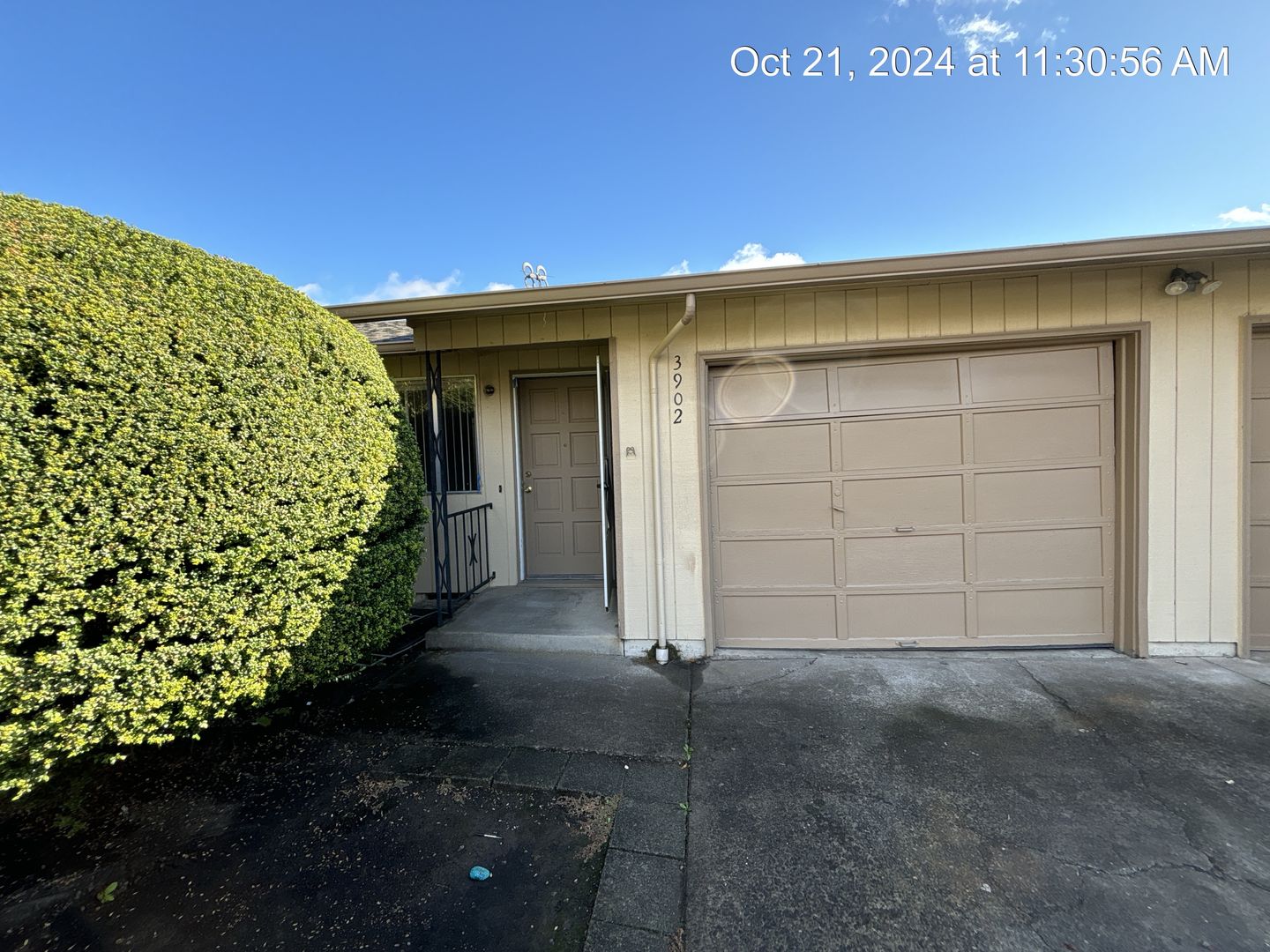 Salem Apartment: 3880 Auburn Rd NE