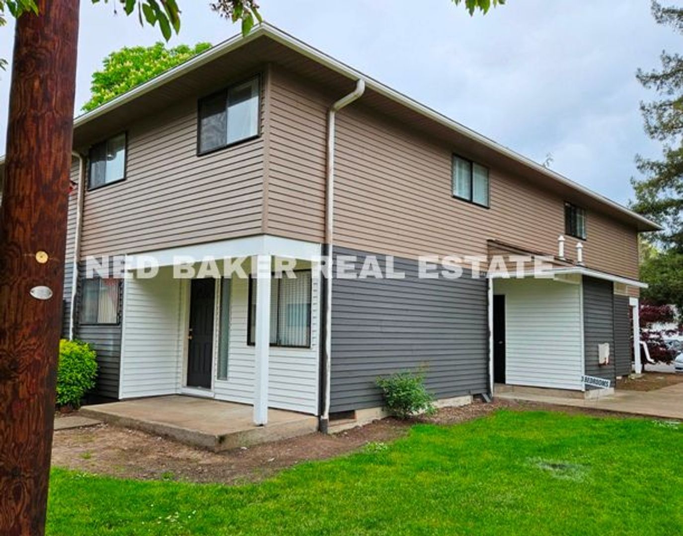 Salem Apartment: 2540-2594 Lee St SE