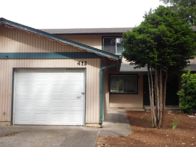 Mill City Apartment: 410-416 SE 7th Ave