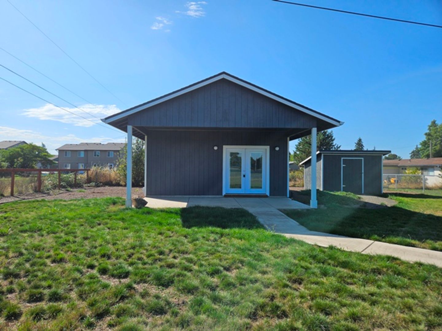 Aumsville Apartment: 630-632 N 4th St