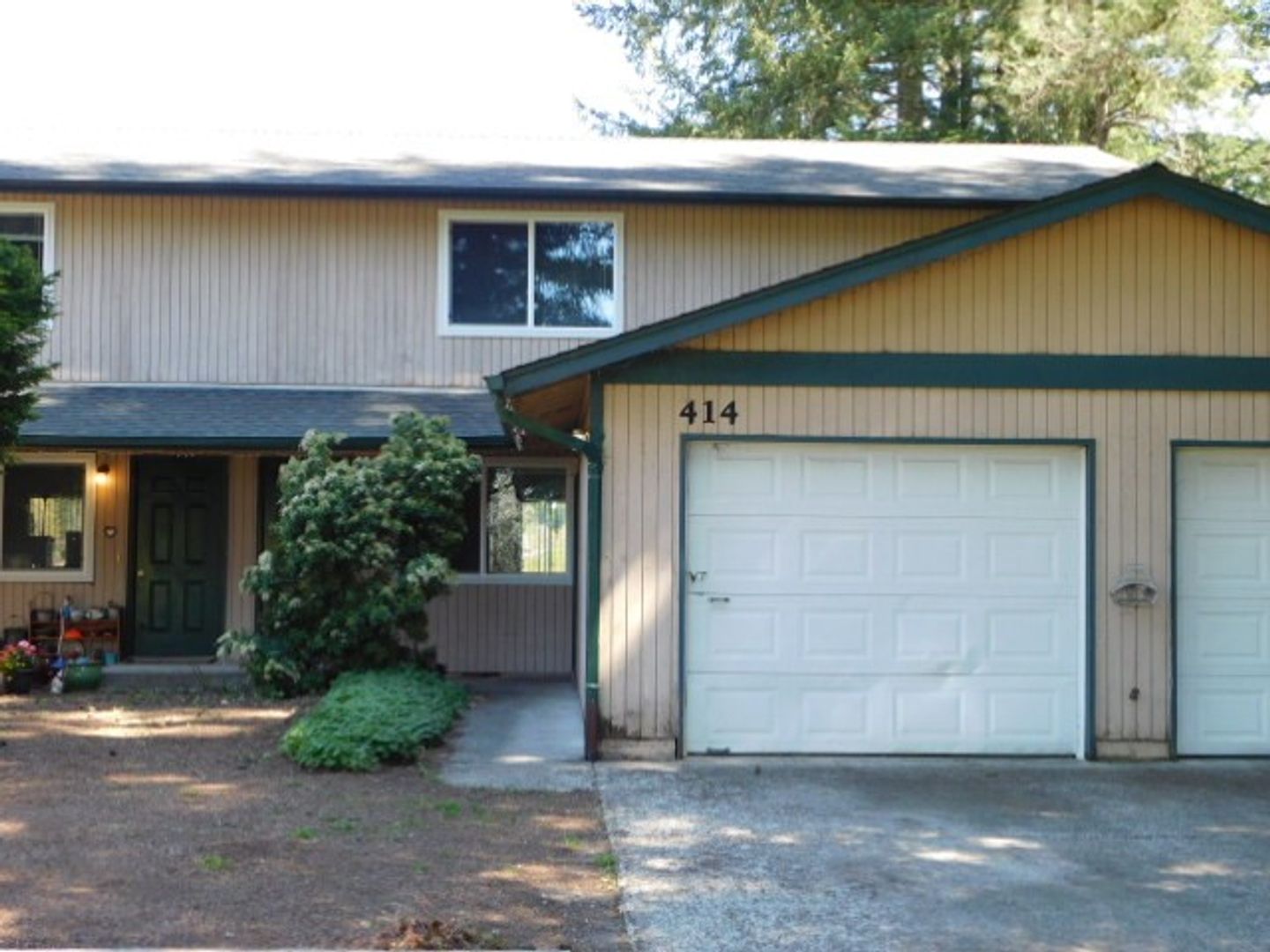 Mill City Apartment: 410-416 SE 7th Ave