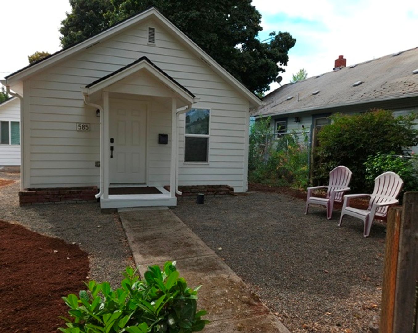 Salem Apartment: 585 Richmond Ave SE