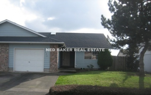 3Bd/2Ba Single Story Duplex - Available Soon! – photo 1