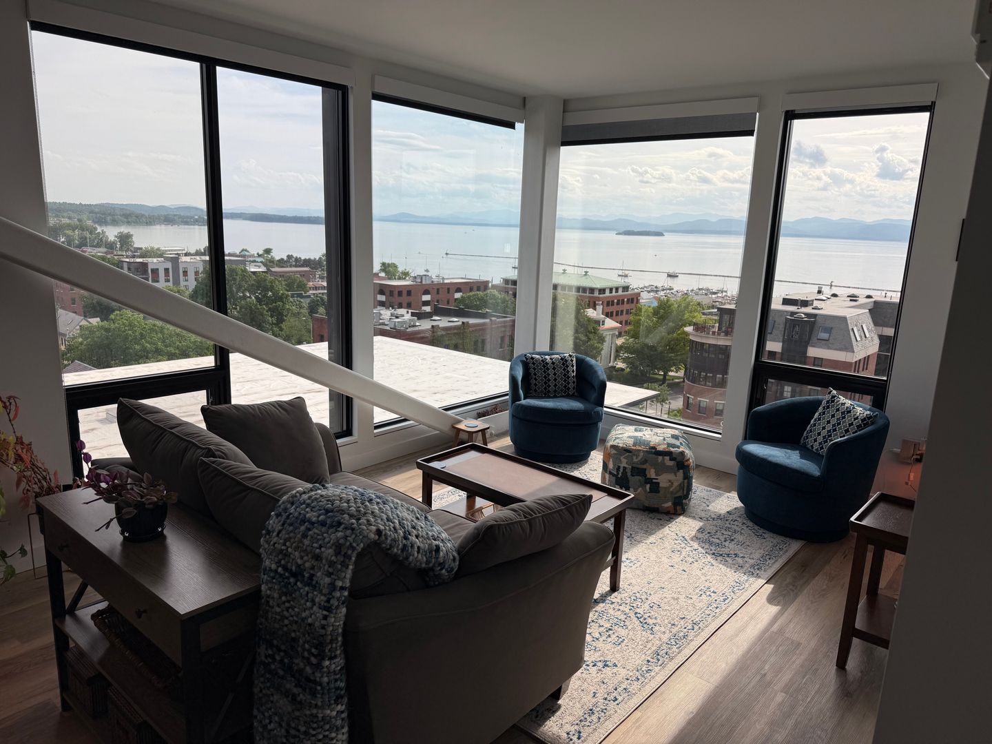 Burlington Apartment: 79 Pine Street