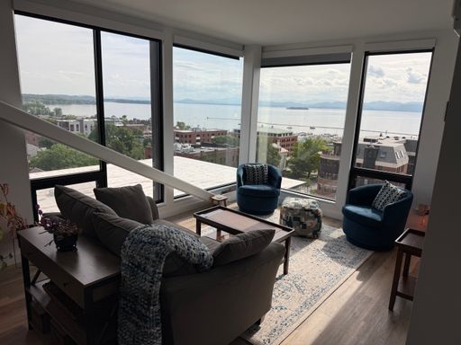 2 Bed, 1 Bath, Den | Southwest Facing – photo 1