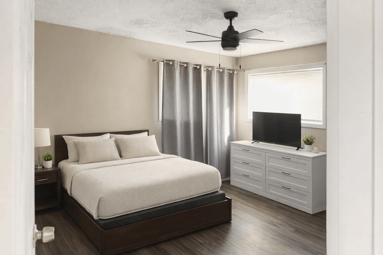 WHEELING Apartment: 24 S WHEELING