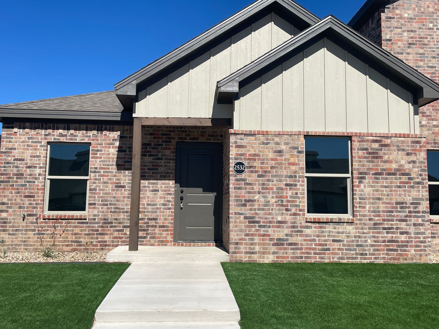 Lubbock Townhome: 2532 137th St