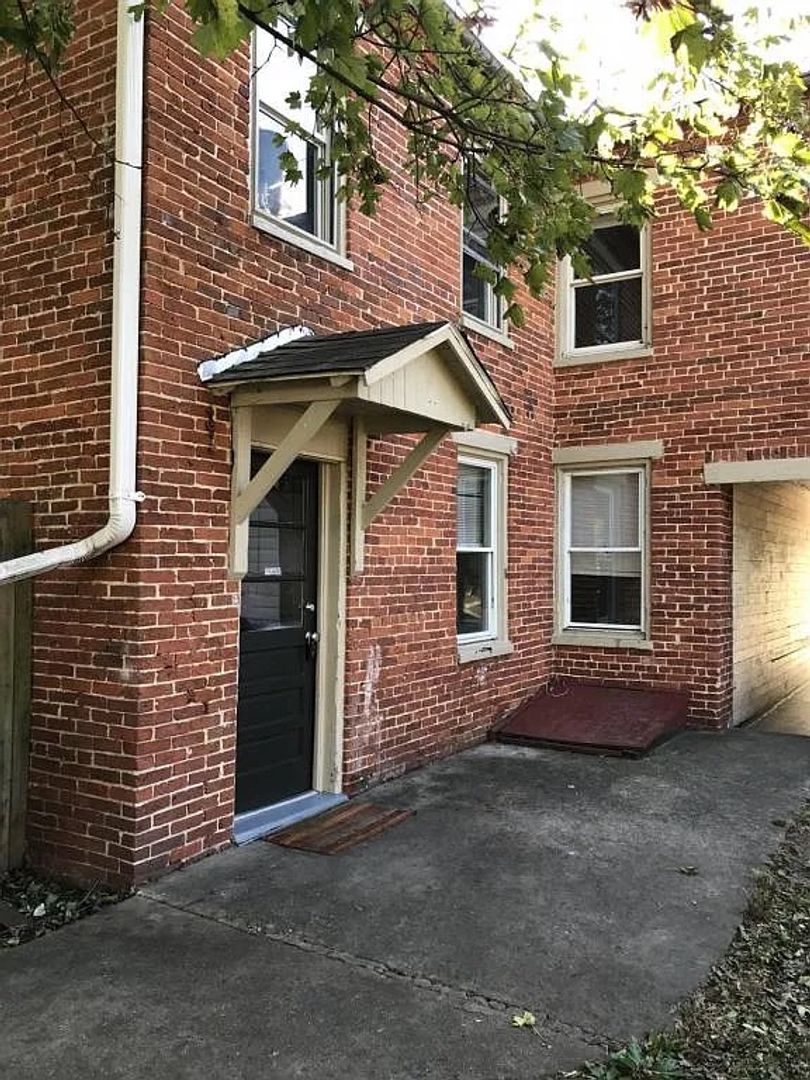 Dickinson Students & Staff - 3 bedroom!