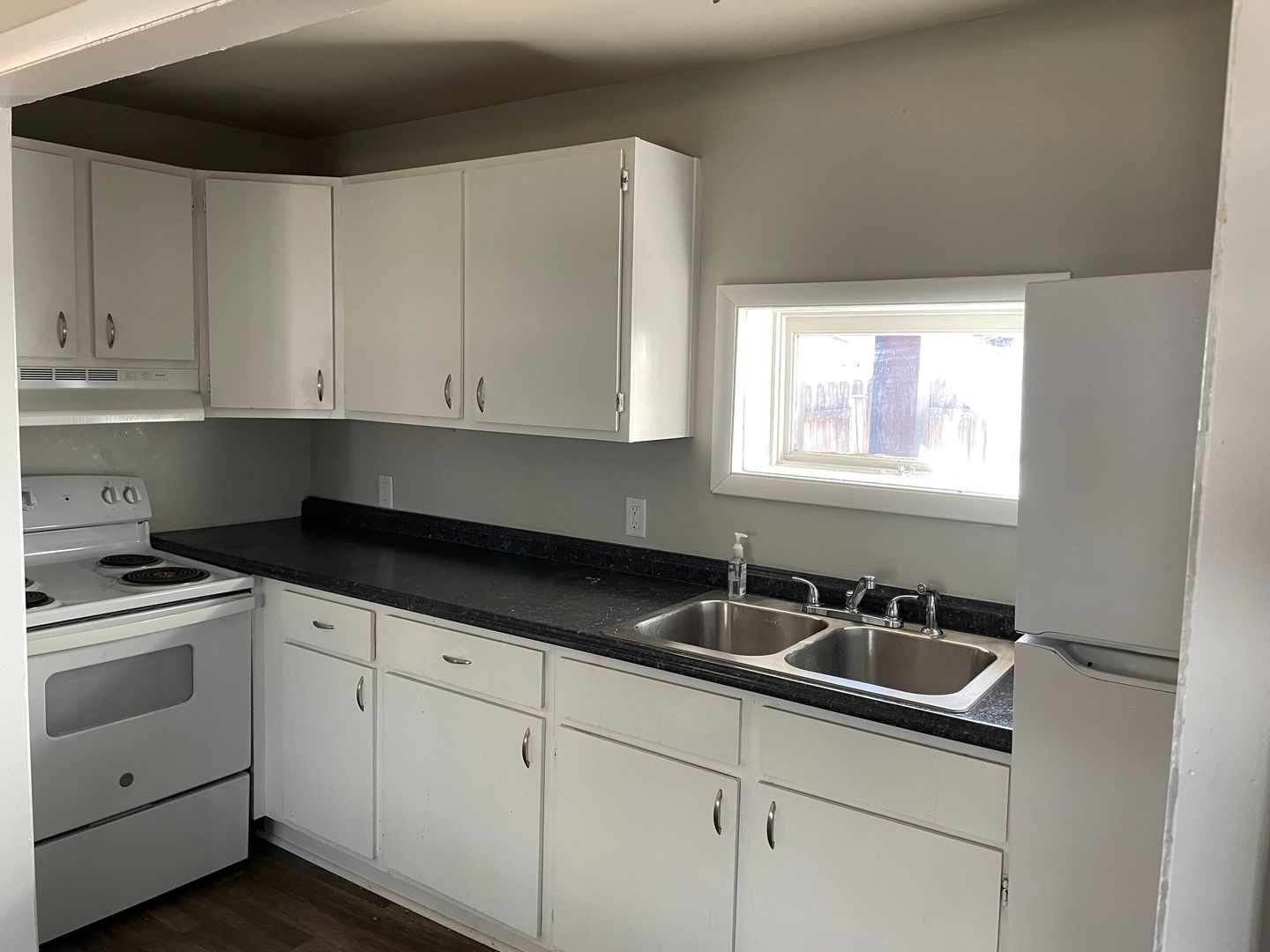 Carlisle Apartment: 29 N East Street