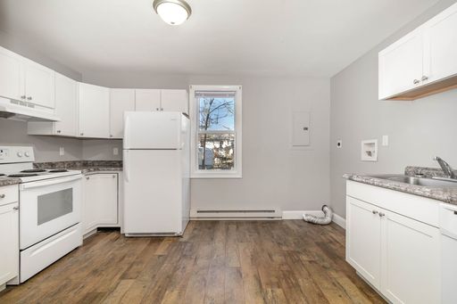 Beautiful 2 bedroom townhome located in Hershey!!!!!!!!! Close to everything.