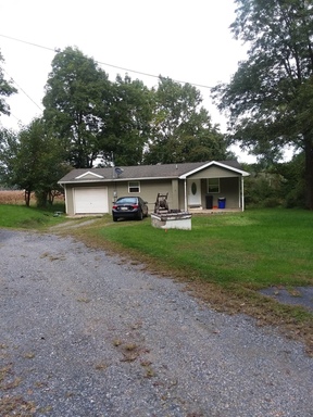 Enjoy this 2 bedroom Dillsburg County home