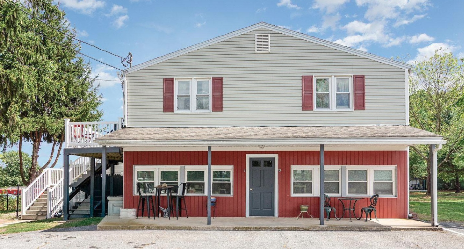 Carlisle Apartment: 3185 Spring Rd.