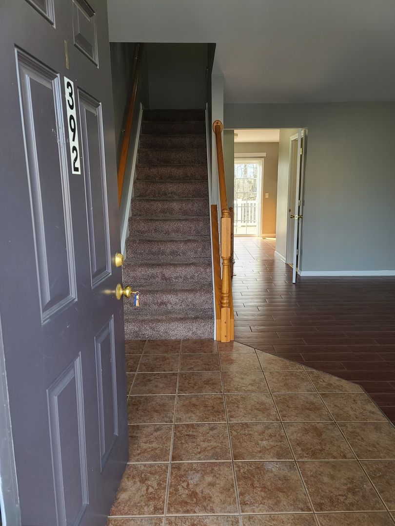 Waynesboro House: 392 Viewpoint Way