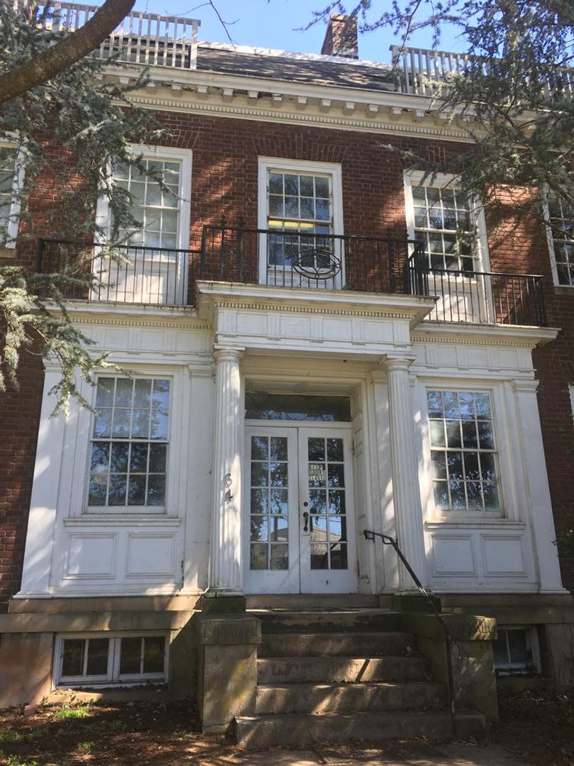 Charlottesville Apartment: 64 University Way