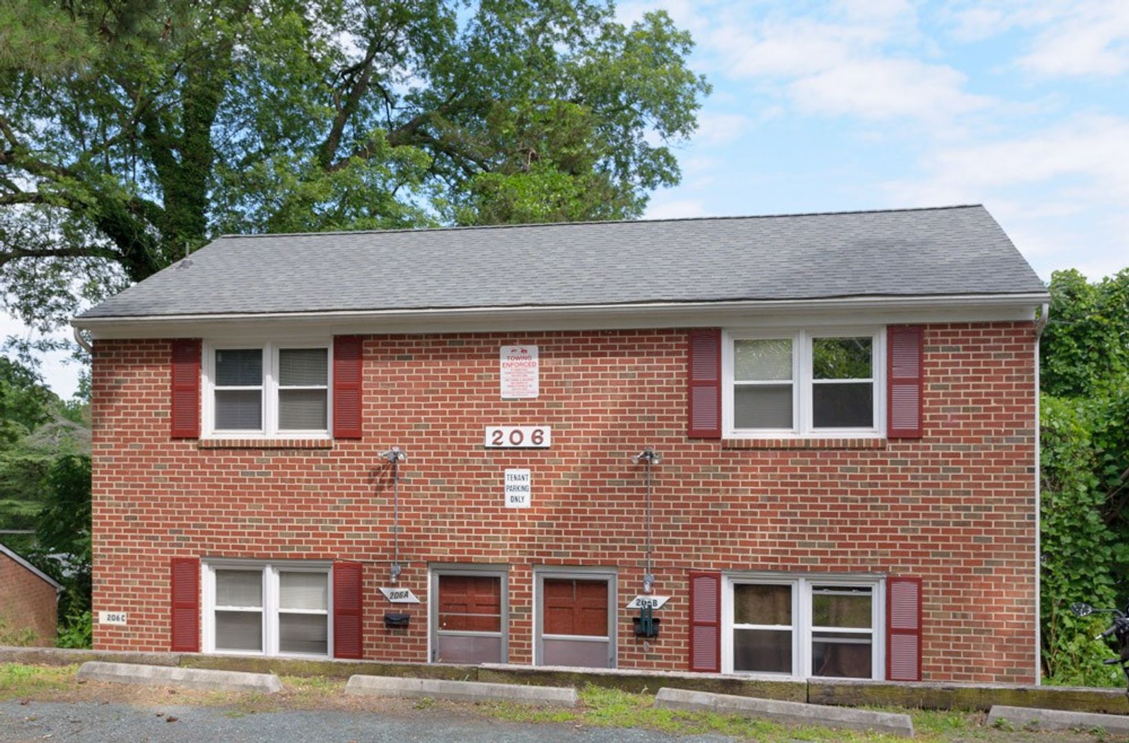 Charlottesville Apartment: 206 Montebello Circle