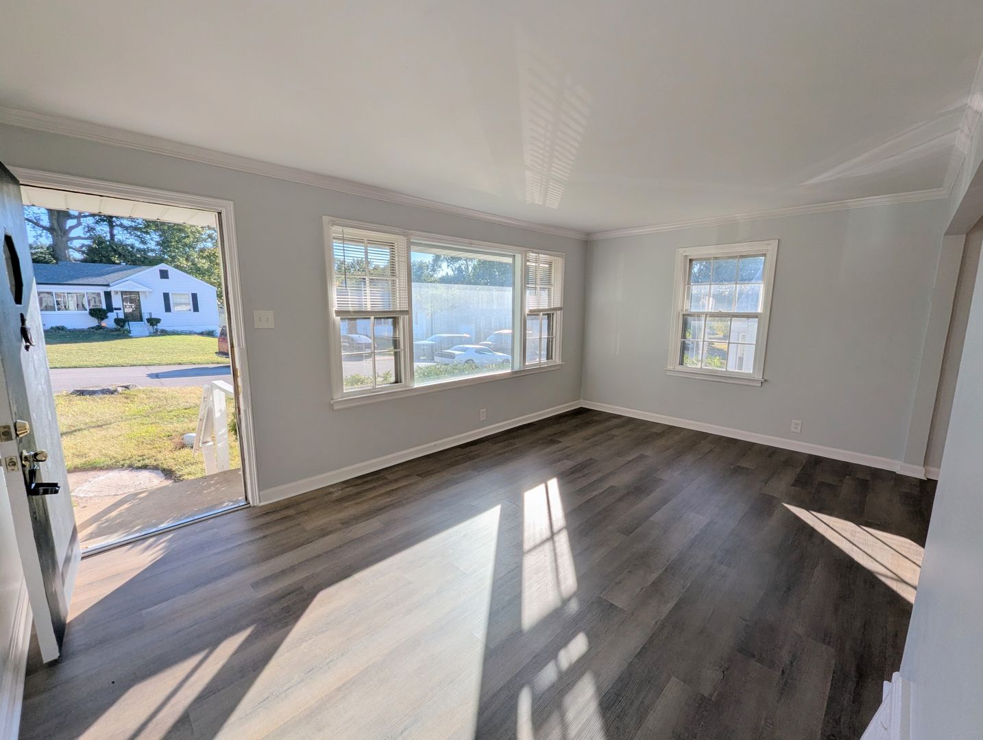 St. Louis House: 1009 Bliss Drive