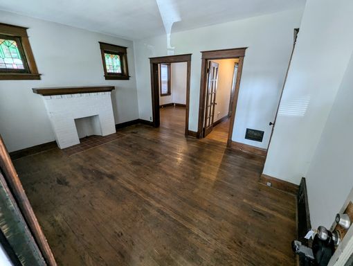 $200 OFF First Month's Rent - Move in by 08/31! – photo 1