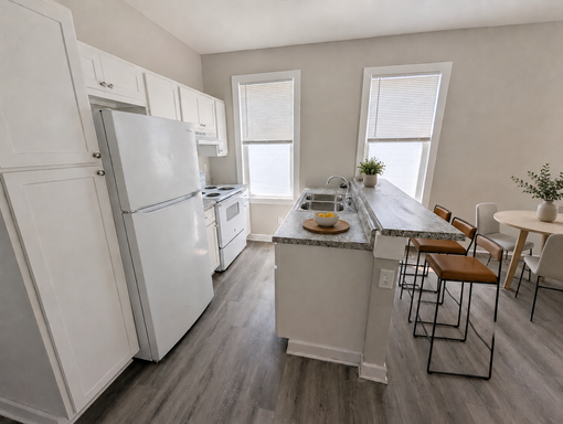 Updated Baden Duplex **1/2 off first month's rent!** – photo 1