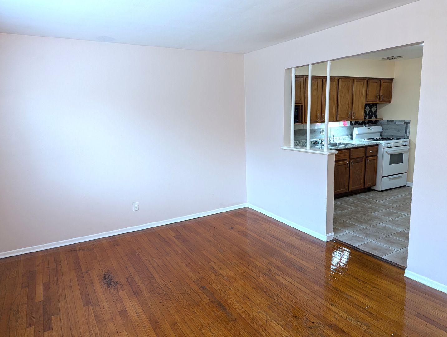 St. Louis Apartment: 2654 Pestalozzi